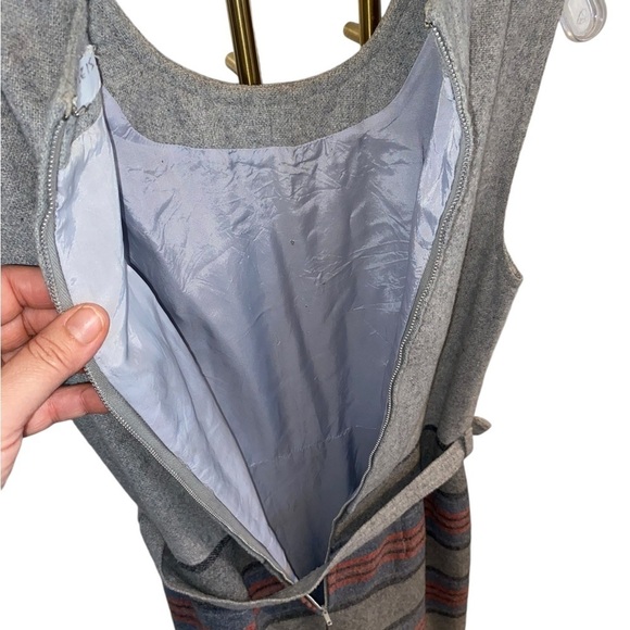 Vintage mid century 50s wool sleeveless grey red twee dress Academia winter chic - Picture 7 of 8